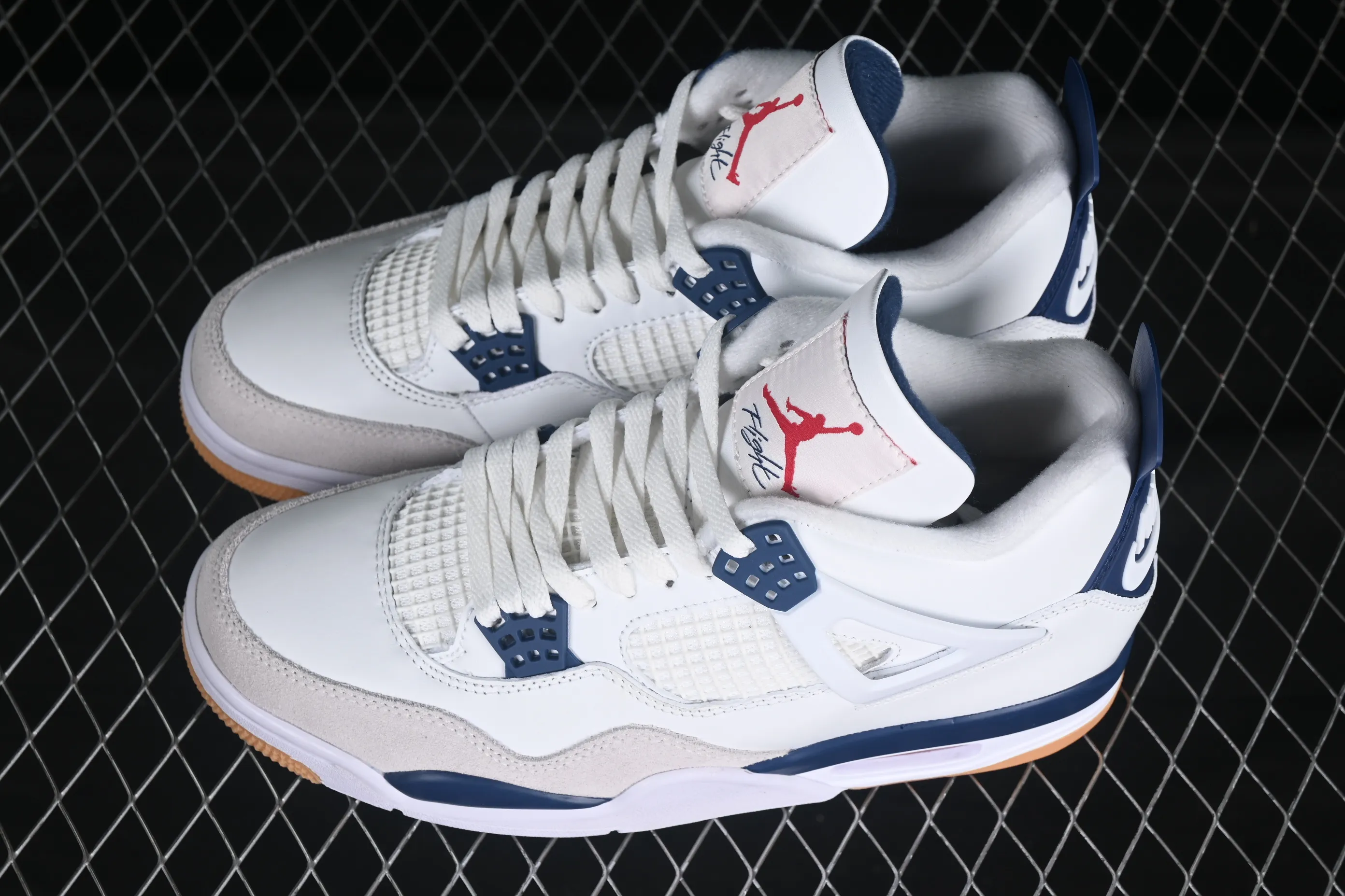 All categories Air Jordan Jordan series basketball shoes Air Jordan 4 Nk SB x Air Jordan 4 "Navy" AJ4 Joe 4 joint white and blue DR5415-100